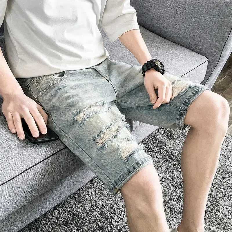 Man Denim Shorts Straight Ripped Bermuda Short Jeans Pants for Men Half Long Korean Fashion Streetwear Harajuku Y2k Trend 2024XJ250117