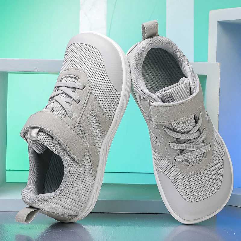 Athletic Outdoor New Kids Barefoot Sneakers Cross Trainer Breathable Comfort Knit Sole Girls Boys Walking Shoes Outdoor Non Slip Children ShoesY250116