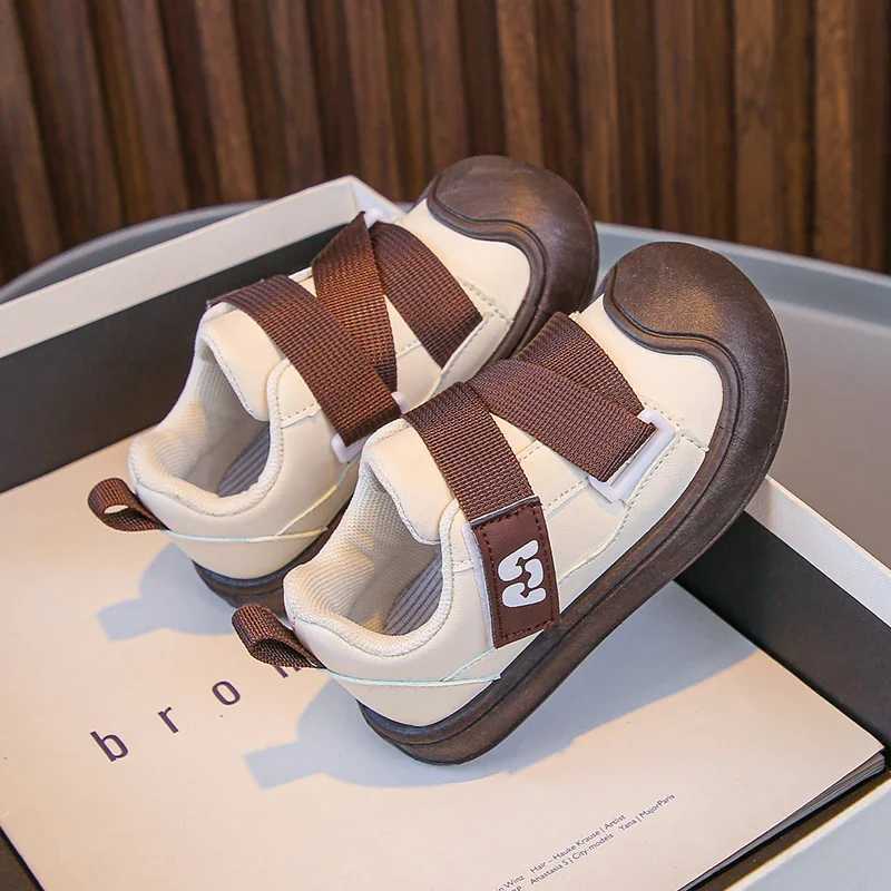 Athletic Outdoor New Children Sneakers Kids Casual Shoes Hoop Loop Sports Shoe Boys Girls Flexible Tennis Infant Baby Non-slip Flat Shoes C260130