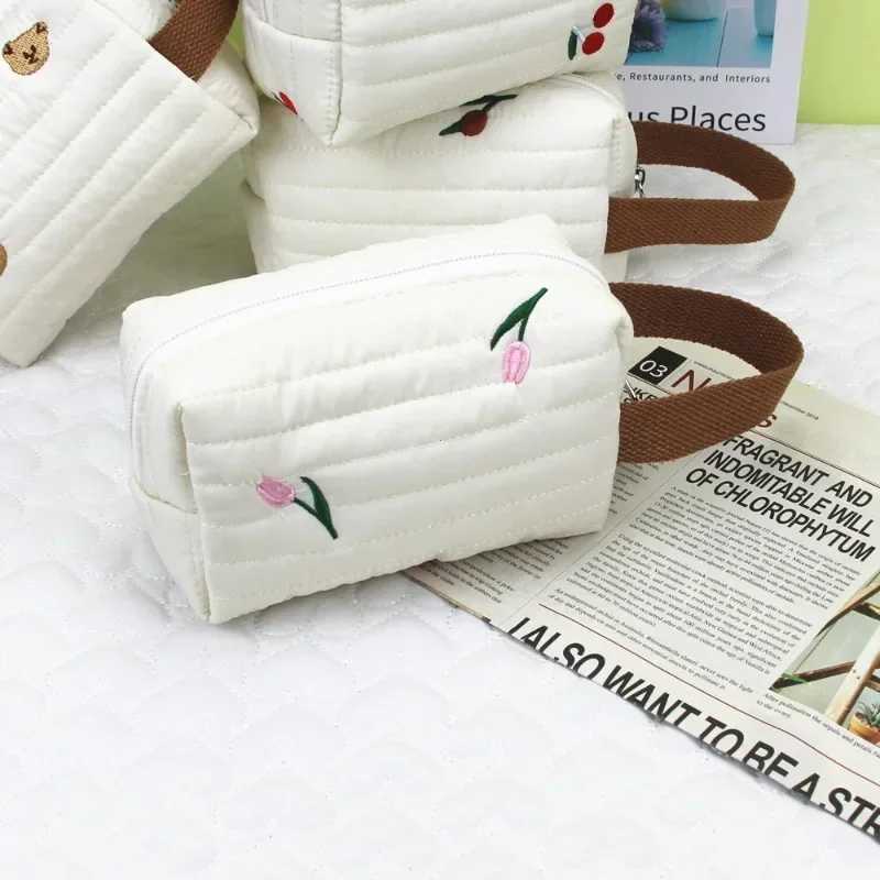 Cute Bear Portable Diaper Pods Reusable Fashion Prints Wet/Dry Cloth Wet Bag Mommy Storage Travel Bag Baby Stroller BagXJ250117