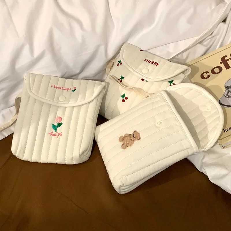 Cute Sanitary Napkins Menstruation Towel Storage Bag Portable Mini Student Tampon Monthly Bag Storage Bag Wipes StorageXJ250117