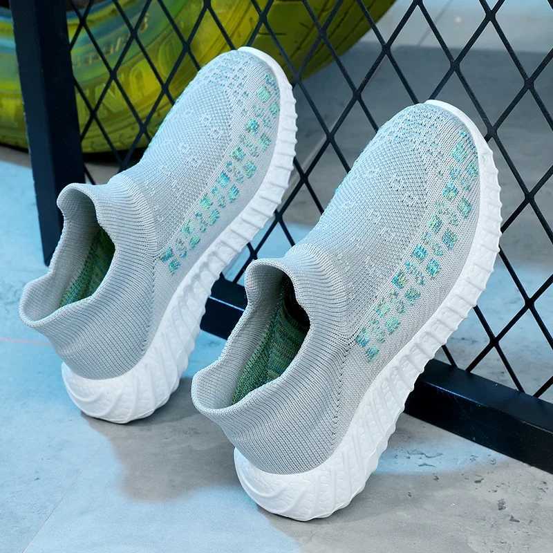 Athletic Outdoor Knit Breathable Lightweight Comfy Athletic Outdoor Walking Footwear for Toddler Children Kids Sneakers Summer Running ShoesY250116UGR