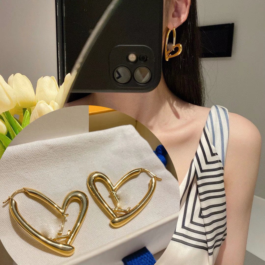 Designer earrings Fashion Womens Big Circle Simple Earring Gold Plated Jewelry Designer earing Letter Stud Wholesale love for girl women Gift