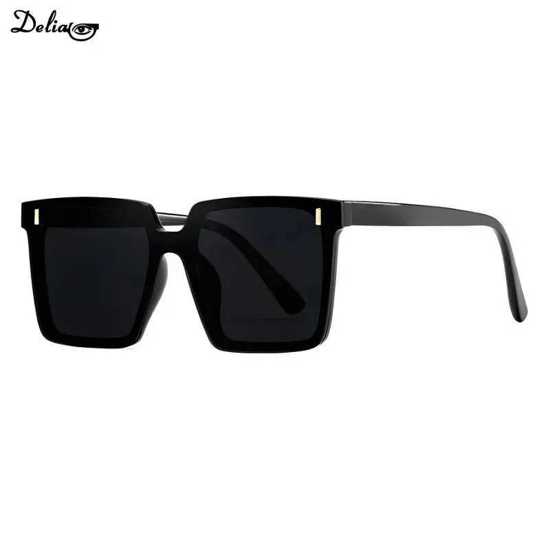 Fashion R Square Sunglasses Large Frame with Integrated Lenses Men Women Travel Summer UV Protection Trend Sunglasses W250116