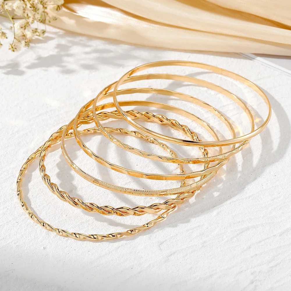 6Pcs/Set New Simple Gold Color Multilayer Bracelet Set for Women Rhomboid Twist Smooth Surface Bangle Jewelry Party GiftXJ250117