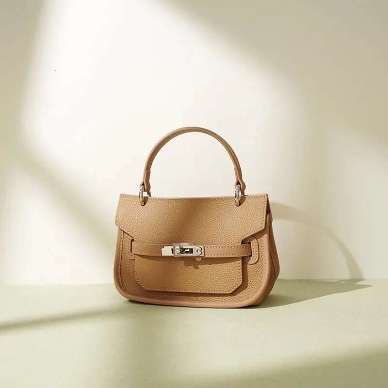 High-End Feelniche Women's Small Size Fashionable Versatile Shoulder Crossbody Bag New Autumn/Winter Collection