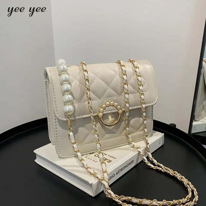 Women Pu Leather Trend Crossbody Bag Fashionable Diamond Grid Small Shoulder Bag White Black Travel Crossbody Bags 250114