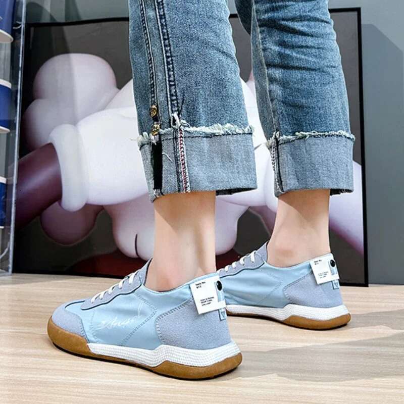 Woman Running Shoes Casual Sneakers Ladies Comfort Flats Lace-up Trainers Basketball Tennis Sports Athletic Shoe Footwear2023