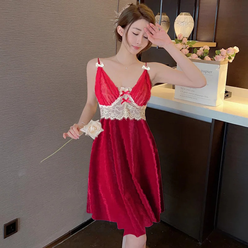 Sexy Gold Velvet Pajamas Female Sling Robe Twopiece Fall And Winter Lace LongSleeved Ladies Nightgown With Corset Homewear 250110