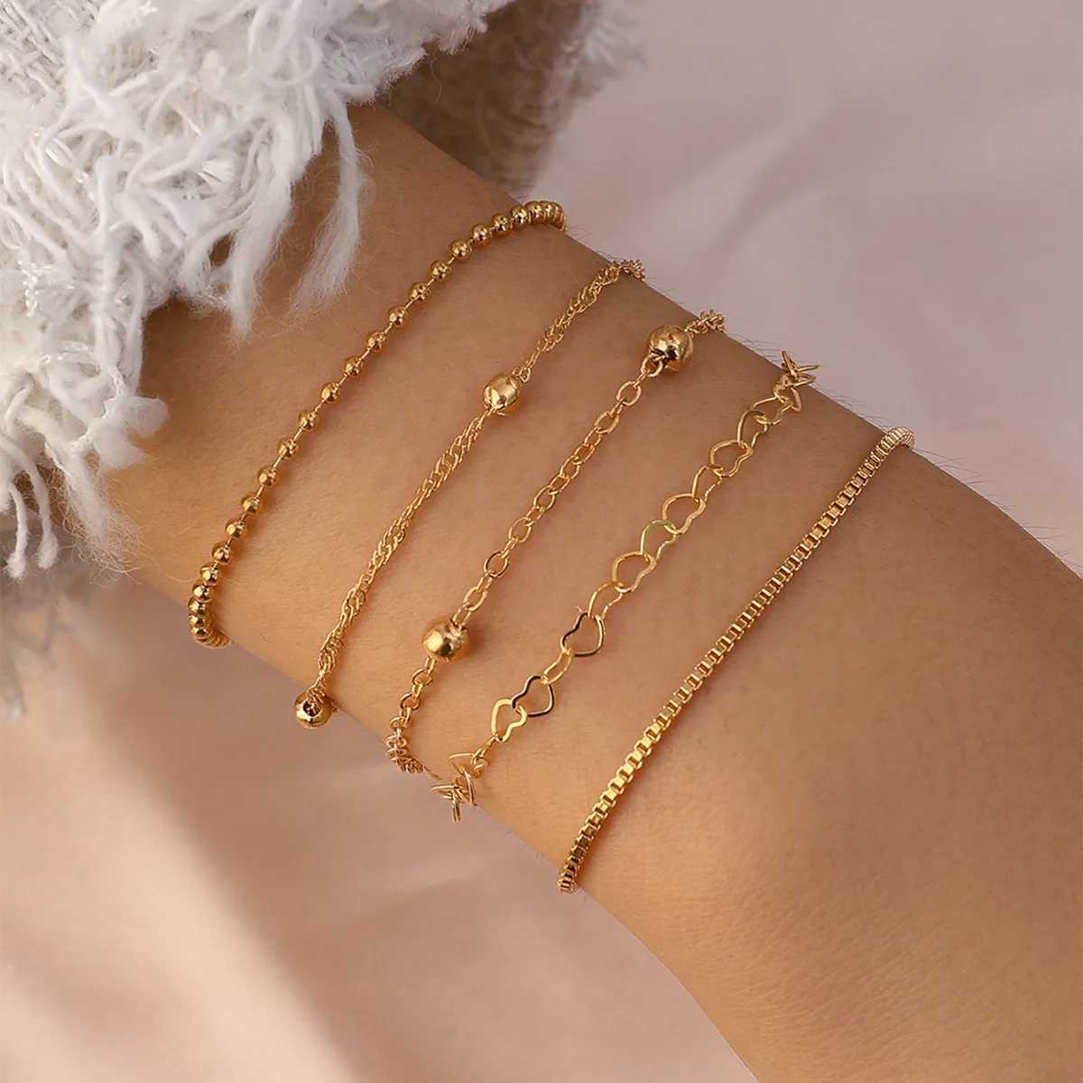 5Pcs/Set New Silver Color Multilayer Interlocking Hearts Bracelet Retro Bangle for Women Fashion Jewelry Wedding Party GiftXJ250117