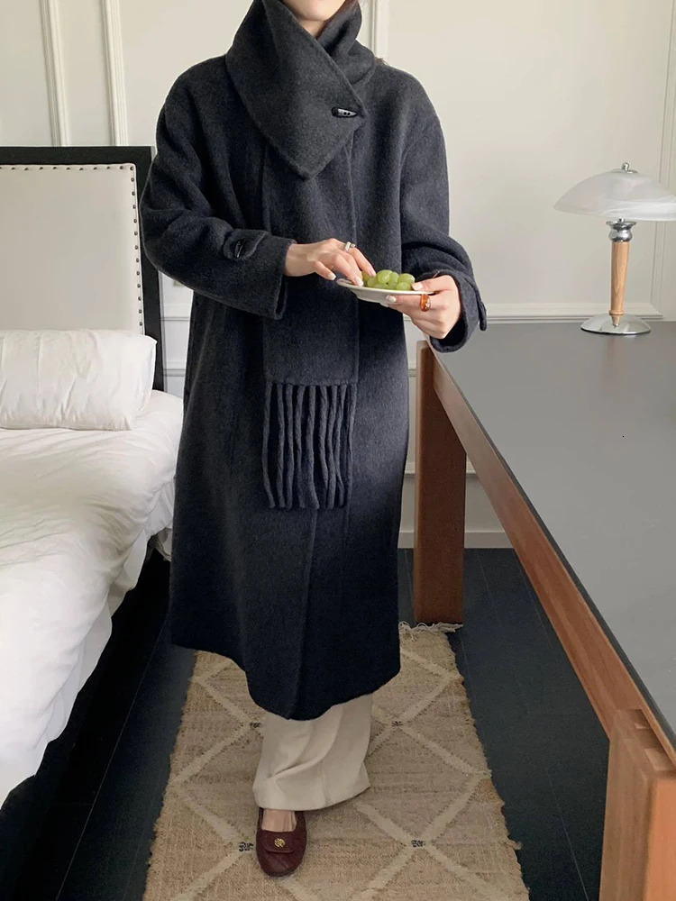 EAM Yellow Big Size Woolen Coat Oneck Long Sleeve With Scarf Horn Buckle Women Jacket Fashion Autumn Winter 2024 30A2598 250109Z