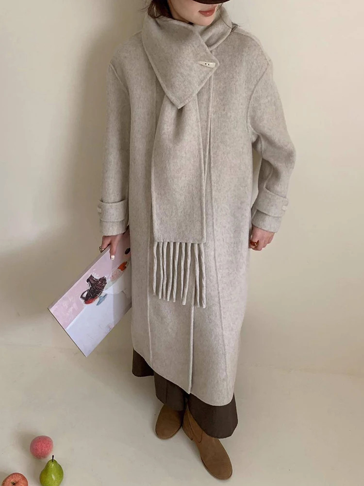 EAM Yellow Big Size Woolen Coat Oneck Long Sleeve With Scarf Horn Buckle Women Jacket Fashion Autumn Winter 2024 30A2598 250109Z