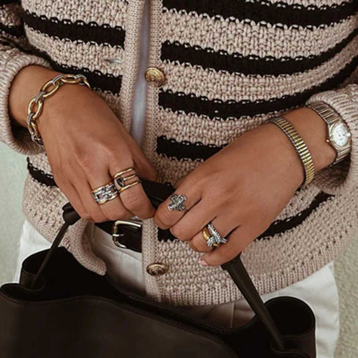 Uworld Caitlyn Minimalist Chain Bracelet Stackable 18k Gold Plated Chain Dainty Wedding Jewelry Perfect Bridesmaid Gift for Her W250116