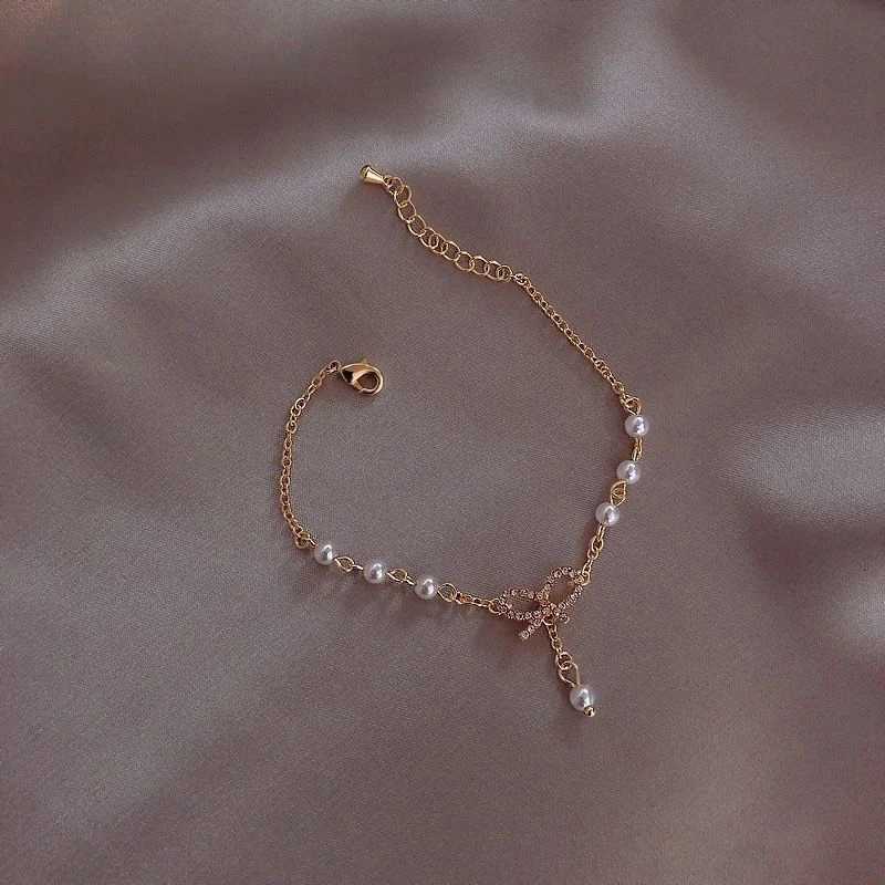 Fashion Temperament Crystal Bow Pendent Charm Bracelet Bangle For Women Tren Jewelry Gifts PartyXJ250117