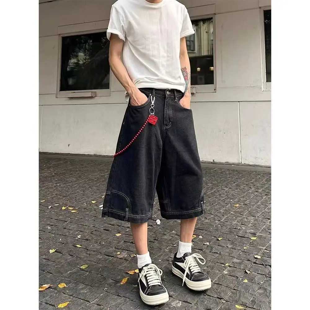 Hip hop retro waist reversal design mens denim shorts Instagram Gothic streetwear loose straight leg pants sports pants W250319