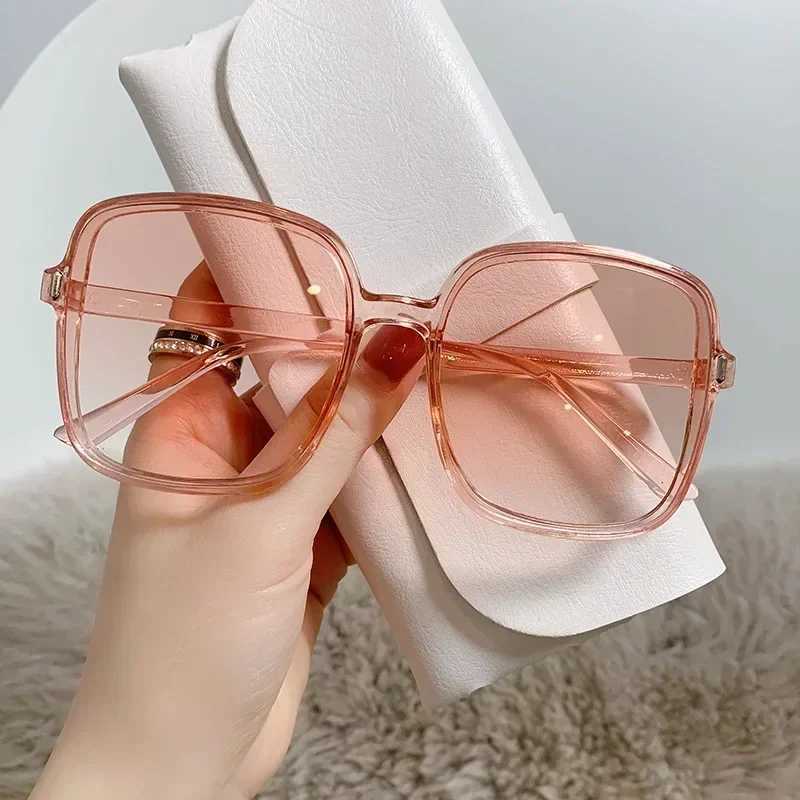 Square Sunglasses Woman Retro Vintage Gradient Sun Glasses Oversized Female Clear Lens Black White Oculos De Sol Glasses Women W250116