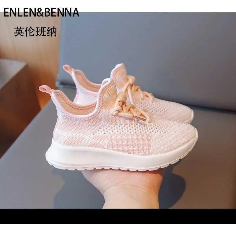 Athletic Outdoor Spring and summer new sports shoes medium and older childrens casual shoes flying woven mesh childrens breathable dad shoesY250116MXB