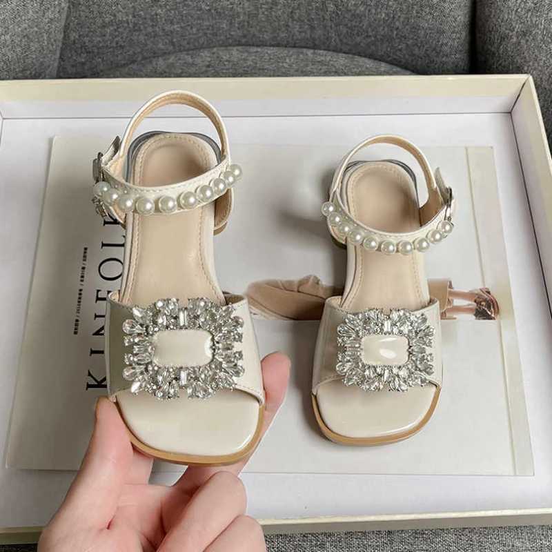 Sandals Girls Sandals Crystal Beading Elegant Patent Leather Children Sliders Open Toe Low Heel Solid Color 26-36 Kids Summer ShoesY250116R9FT