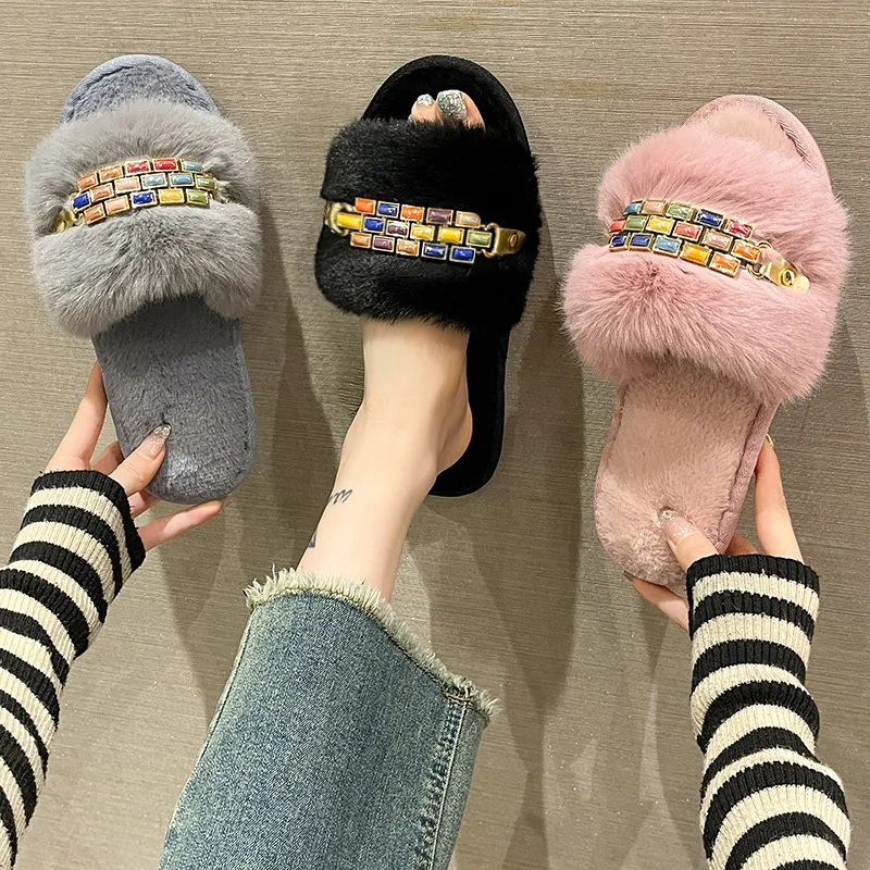Stylish Women's House Shoes with Cozy Fleece Lining for Chill Days and Casual Events Range of Sizes from 36 to 41
