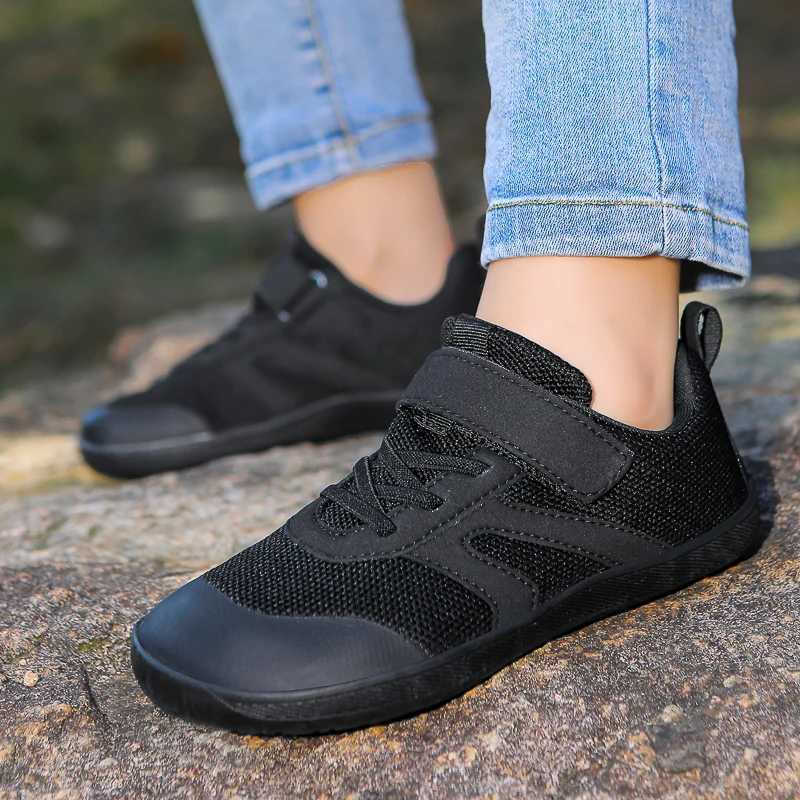 Athletic Outdoor New Kids Barefoot Sneakers Cross Trainer Breathable Comfort Knit Sole Girls Boys Walking Shoes Outdoor Non Slip Children ShoesY250116