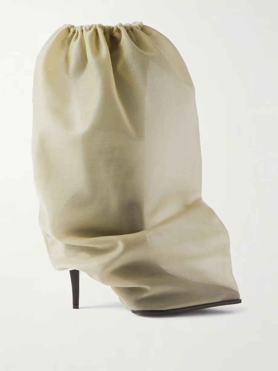 Winter Westernstyle Pointed Fashion High Heel Boots Pleated Pile Short for Womens Runway 250117