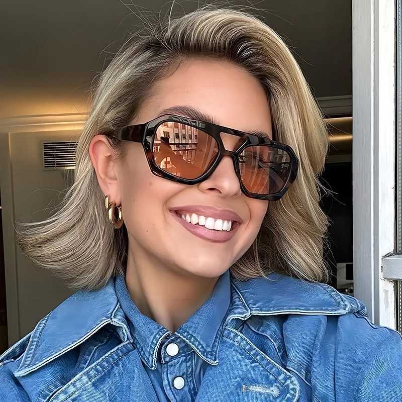 Vintage Square Sunglasses Woman Brand Mirror Sun Glasses Female Black Yellow Fashion Can Colors Eyewear UV400 Sunglasses W250116