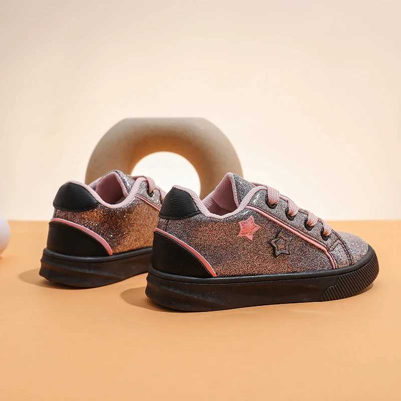Athletic Outdoor 2024 Black and Pink Star Glossy Girls Shoes Fashionable Casual Shoes Suitable for Leisure and Travel Comfortable and Good-LookingY250