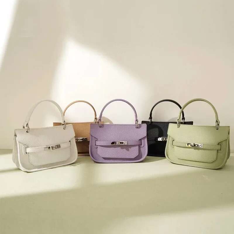High-End Feelniche Women's Small Size Fashionable Versatile Shoulder Crossbody Bag New Autumn/Winter Collection