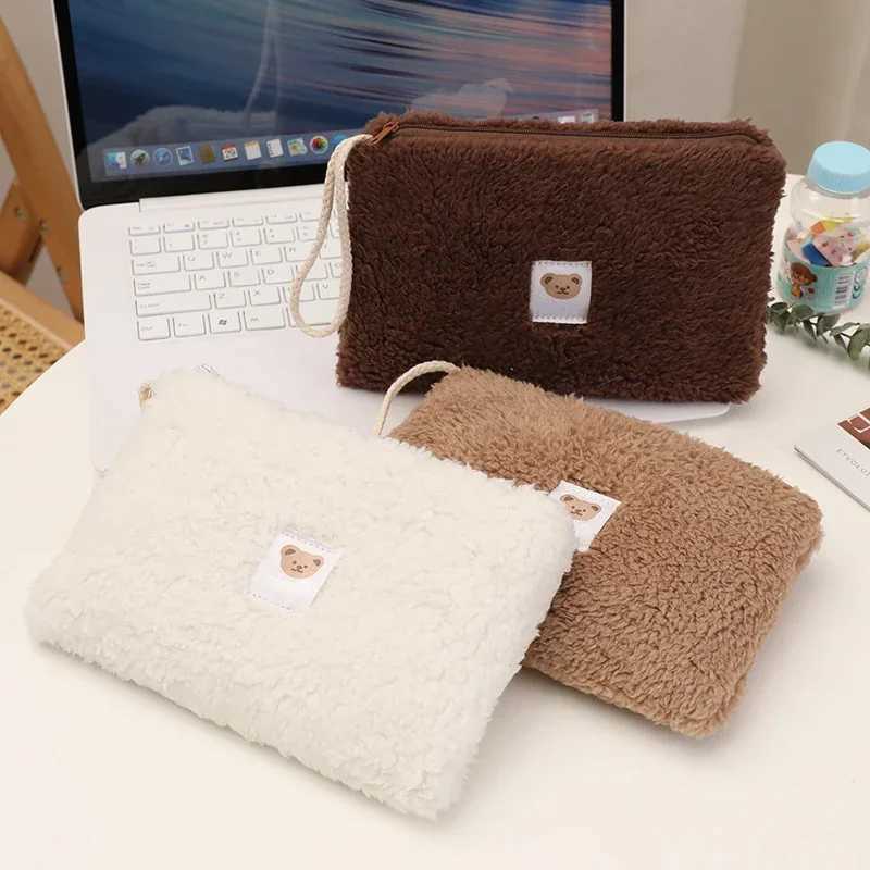 1 Piece Newborn Diaper Bag Bear Plush Baby Organizer for Women Lovely Baby Item Storage Bag Toddler Baby OrganizerXJ250117