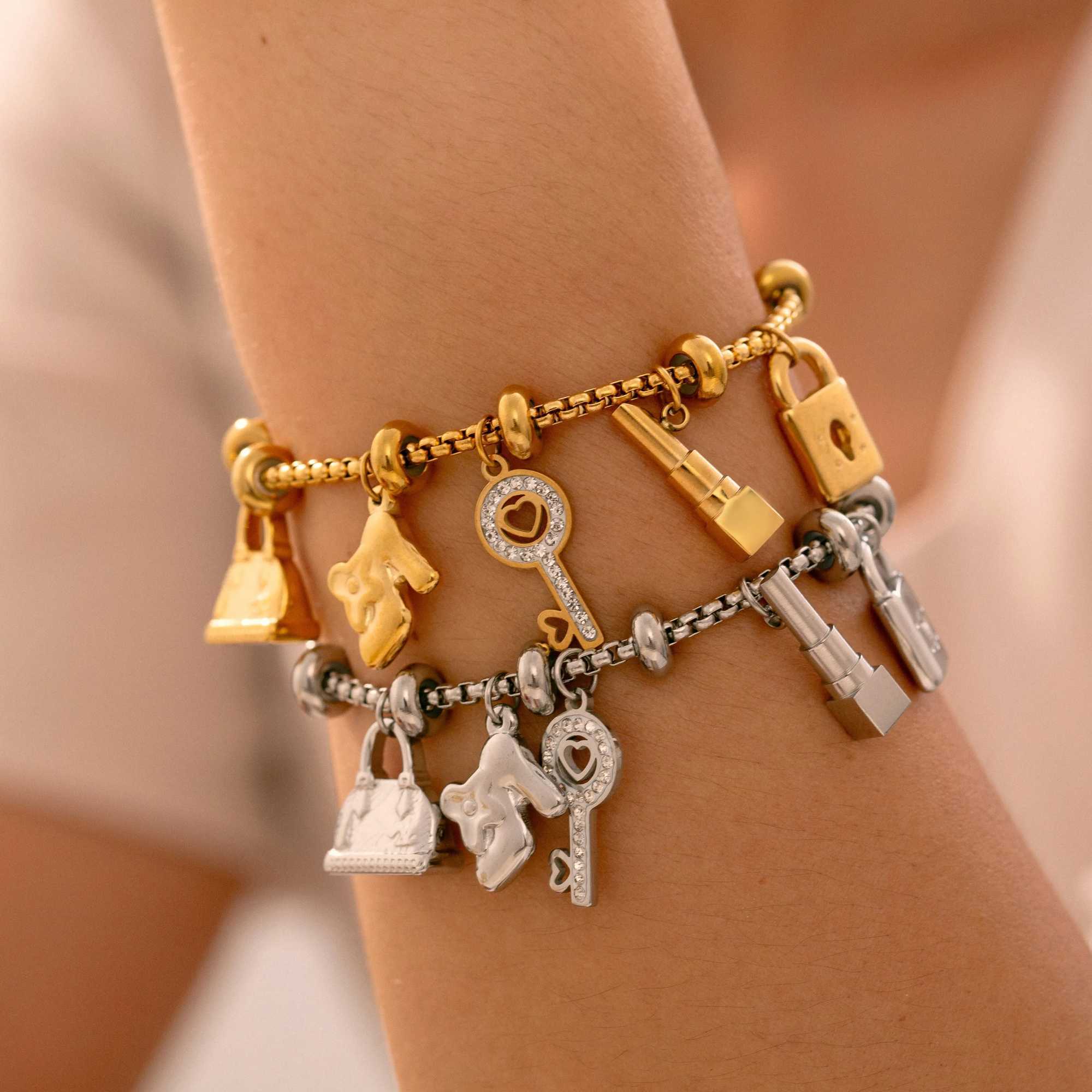 316L Stainless Steel Charm Bracelet For Women 18K Gold Plated Waterproof No Tarnish Womens Multiple Different Pendant Bracelets W250116