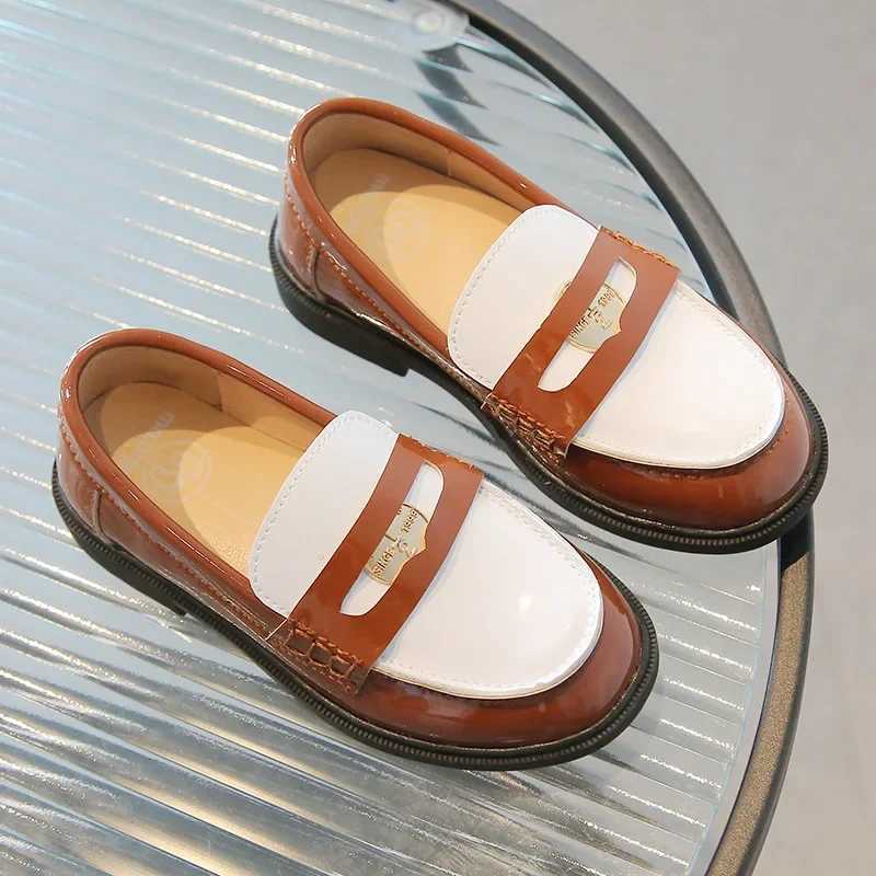 Athletic Outdoor Children England Style Boys Leather Shoes Kids Fashion Dress Shoes PU Leather Soft Sole Sneakers School Uniform Loafer FlatsY2501160Y