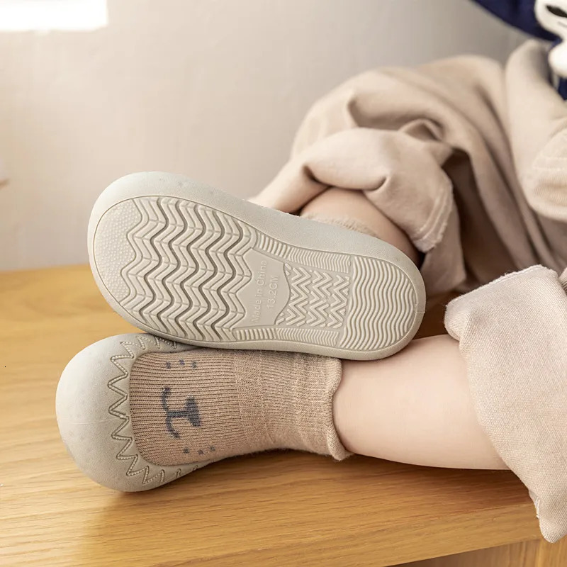 Baby Socks Shoes Cute Cartoon Kids Boy Rubber Sole Child Floor Sneaker Toddler Girls First Walker For borns 250115