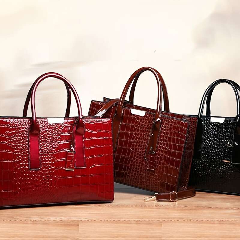 2025S Designer S New Model Ladies Fashionable Crocodile Pattern Single Shoulder Crossbody Style Large Capacity Handbag Perfect For Travel And Gift Giv