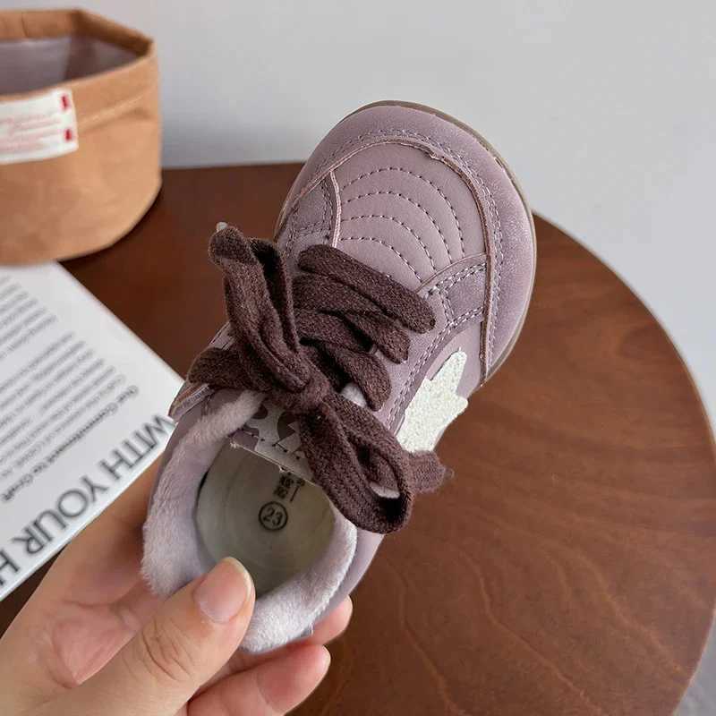 Athletic Outdoor Autumn Winter Children Sport Training Shoes Boys Girls Moral Training Fashion Running Sneakers Kids Soft Soled Casual ShoesY250116KFW