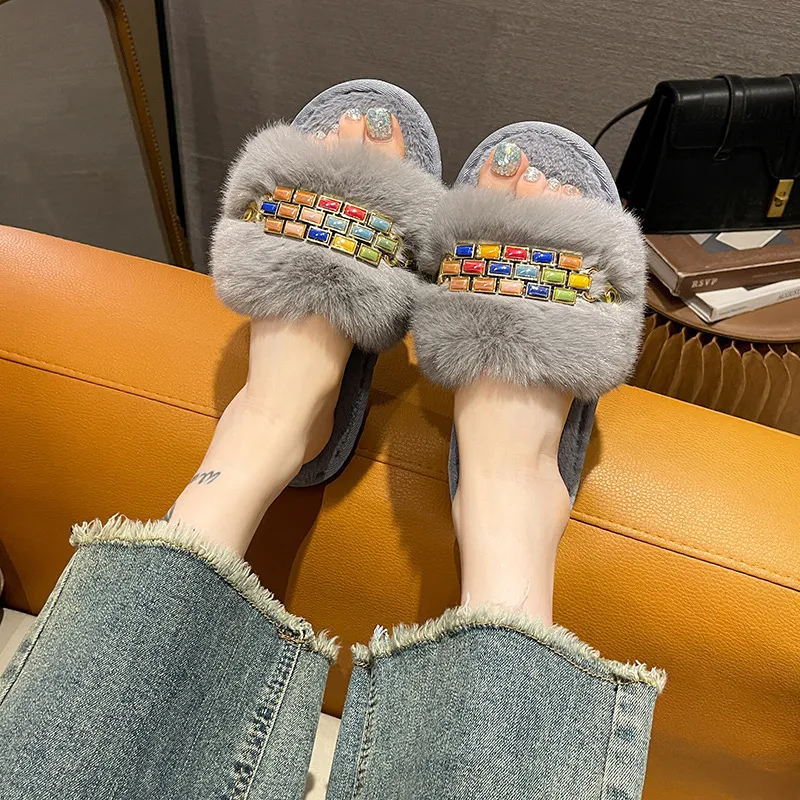 Stylish Women's House Shoes with Cozy Fleece Lining for Chill Days and Casual Events Range of Sizes from 36 to 41