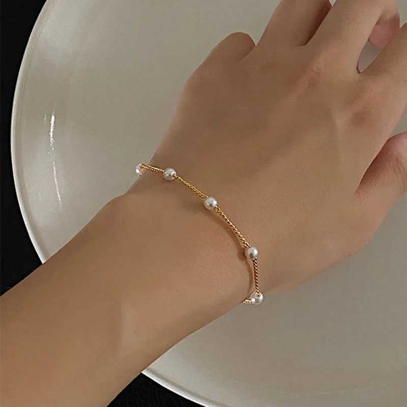 Mini Summer Pearl Bracelets for Women Fashion Silver Color Adjustable Elegant Pearls Bangle Fine Wedding Banquet Jewelry GiftsXJ250117