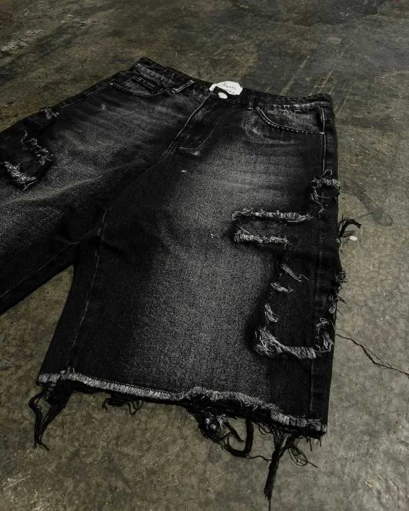 Y2K New Trend Harajuku Gothic Hip Hop Retro Burr Cross Embryo Black Pocket High Waist Denim Shorts Mens and Womens Jeans W250319