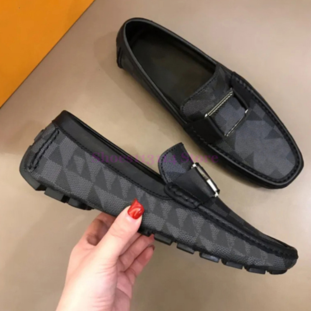 Luxury Mens Genuine Leather Dress Shoes Designer Gentlemen Official Flats Black Comfort Breath Loafers Slip-on Wedding Gommino Driving Shoe