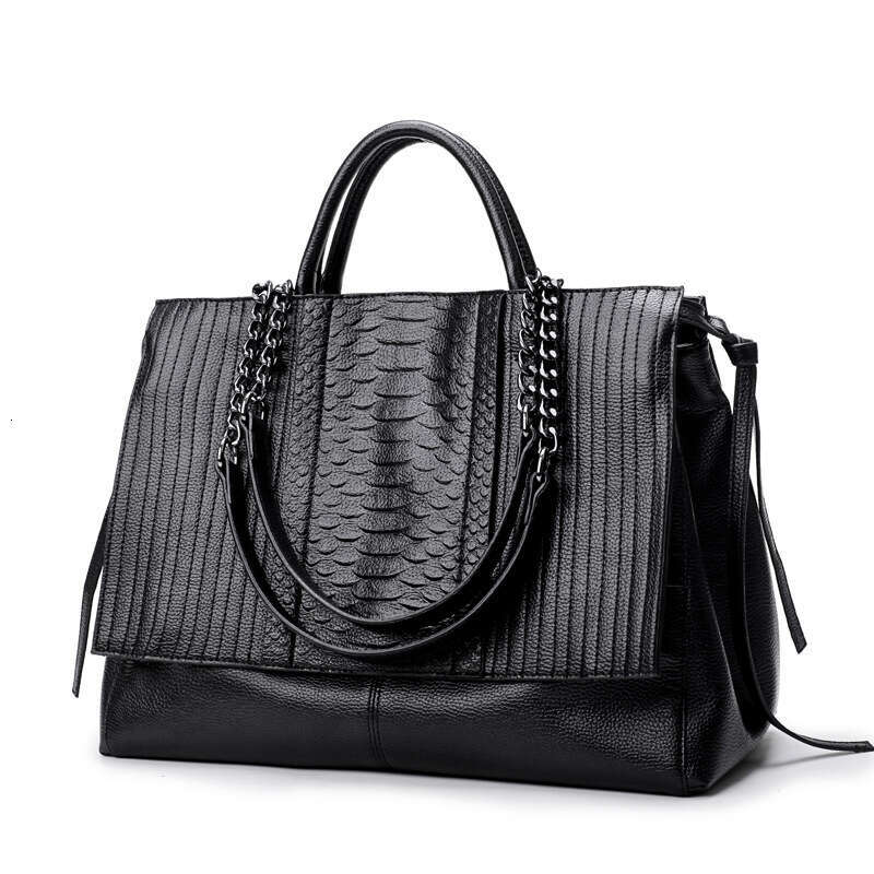 Baonv 2023 New Large Capacity Westernized Personalized Women's Light Luxury One Shoulder Handheld Tote Bag Work Briefcase