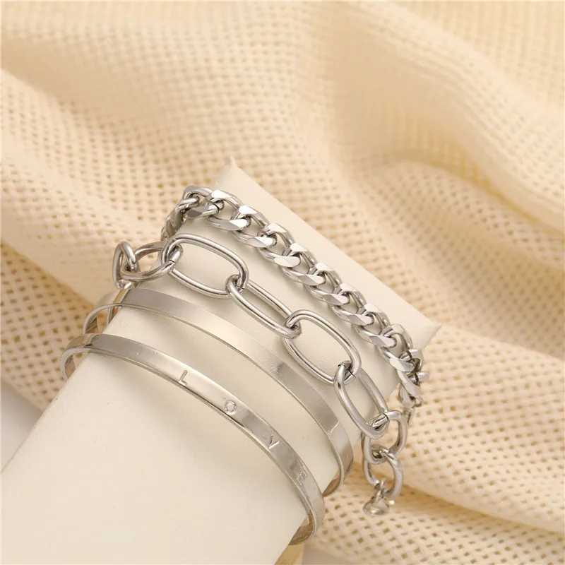 Unisex Simple Gold Color Cuff Stainl Steel Letter Bracelet Luxury High Quality Link Chain Bracelet Accory for Men WomenXJ250117
