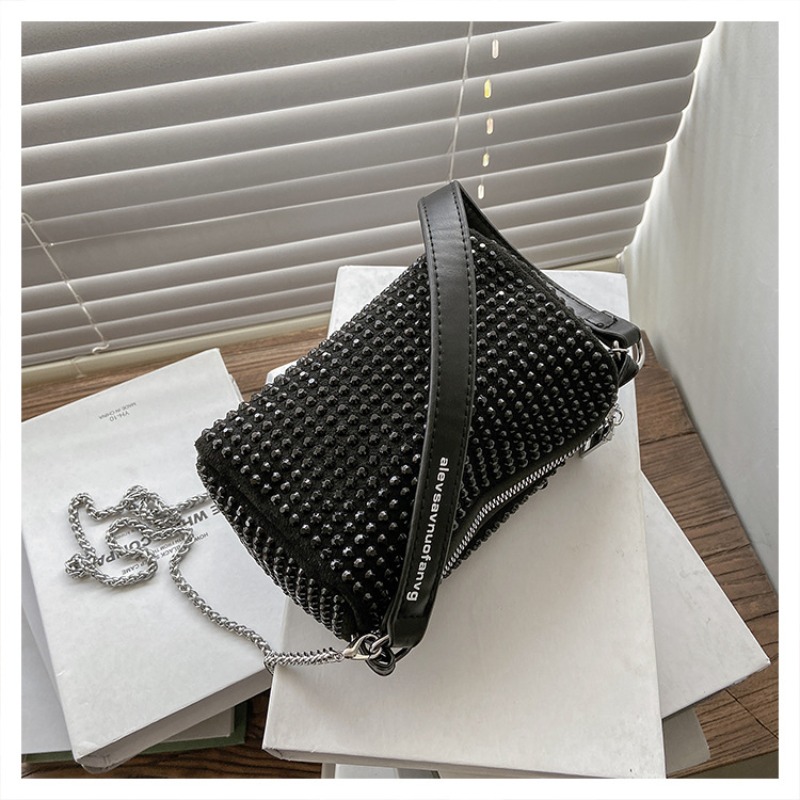 Chic Rhinestone-Embellished Shoulder Messenger Bag with Durable Chain Straps