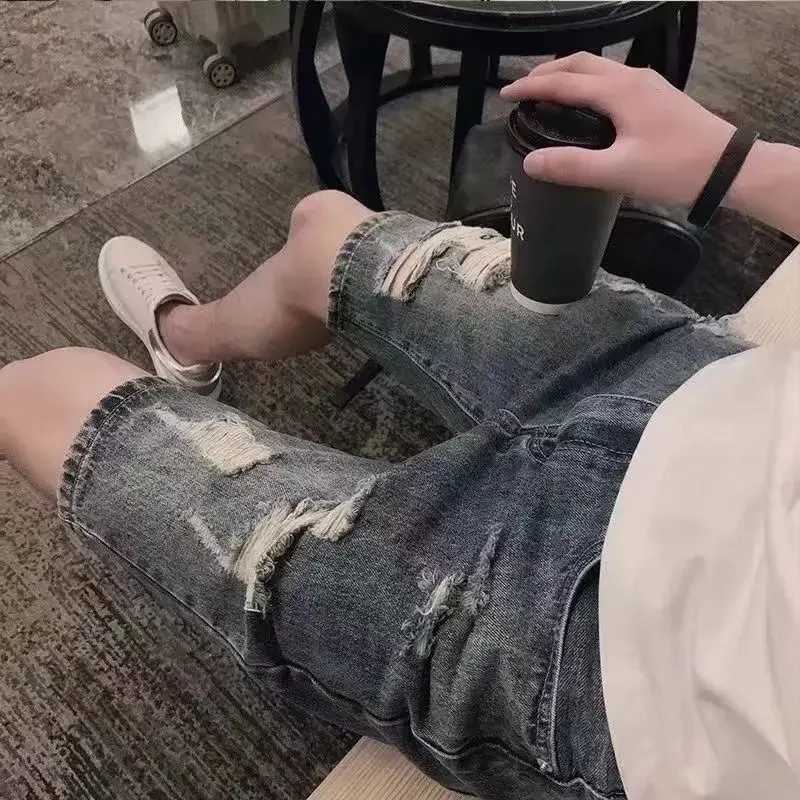Mens Short Jeans Pants Straight Ripped Summer Male Denim Shorts Cut Korean Fashion Xxxl Y2k Harajuku Retro Luxury Original EmoXJ250117