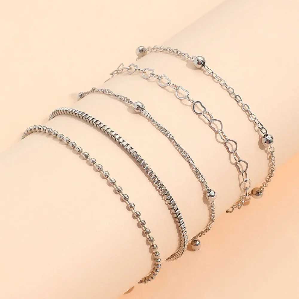 5Pcs/Set New Silver Color Multilayer Interlocking Hearts Bracelet Retro Bangle for Women Fashion Jewelry Wedding Party GiftXJ250117