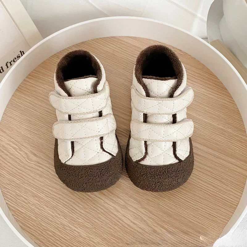 New Gril Sneaker Versatile Simple Comfort Child Sneakers Light Comfort Girl Shoes Warm Winter Boy Shoe Casual Cotton Shoe TenisXJ250118