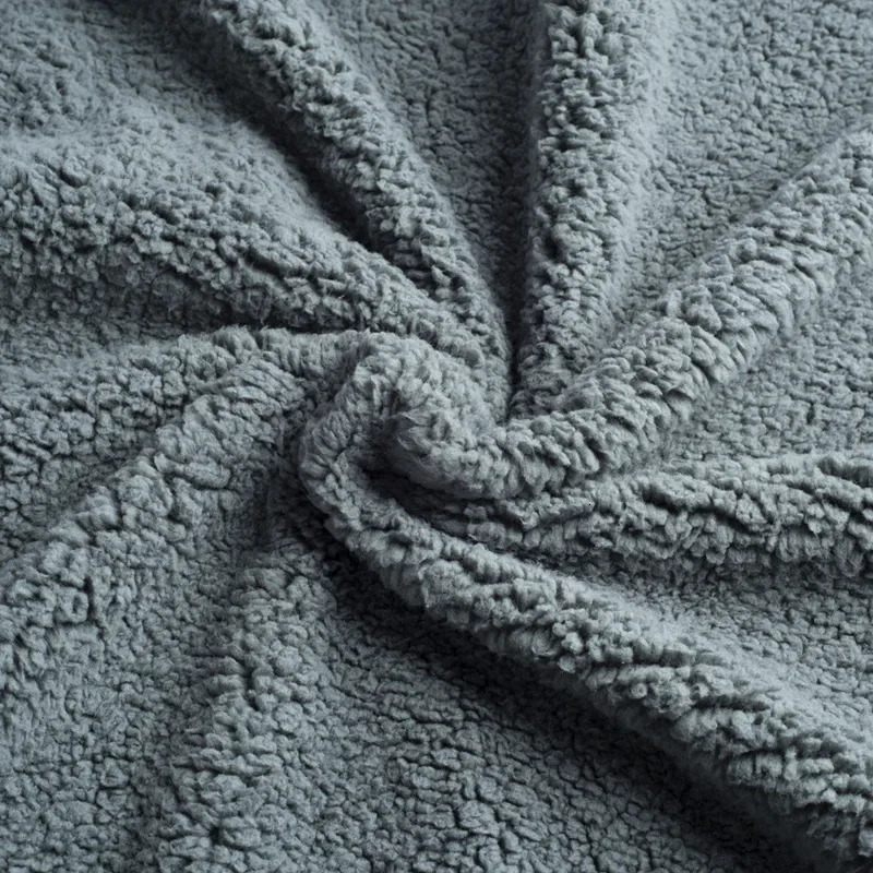 Doublesided Pet Waterproof Blanket Soft Thickened Flannel Velveteen Sherpa Blankets for Cats and Dogs Breathable Antigrip 250115