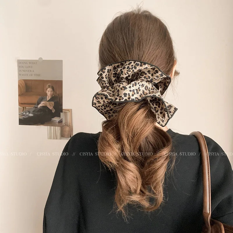 Korea Trend Big Leopard Scrunchies Women Girls Elastic Hair Rubber Bands Accessories Tie Ring Rope Headdress Headwear 250118