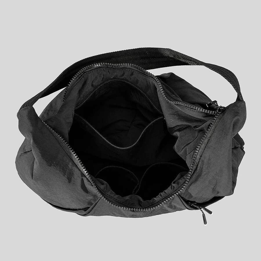 Ddmyoutdoor China Domestic Mermaid Curve Nylon Crescent Shaped For Women S Niche Lightweight Underarm Large Capacity Outdoor Fiess Shoulder Bag