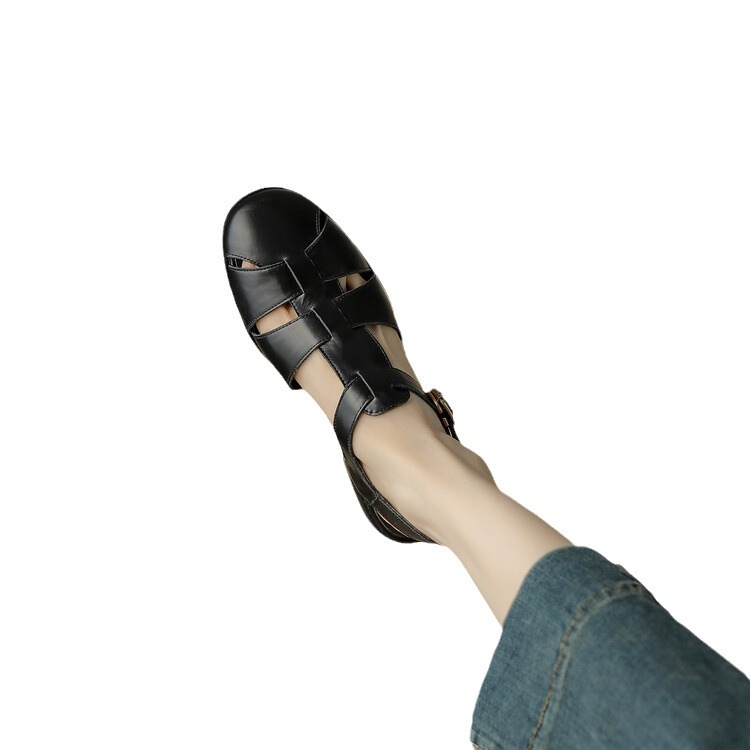 2025 new leather hot woven baotou after empty sandals fashion everything soft summer women's single hole shoes