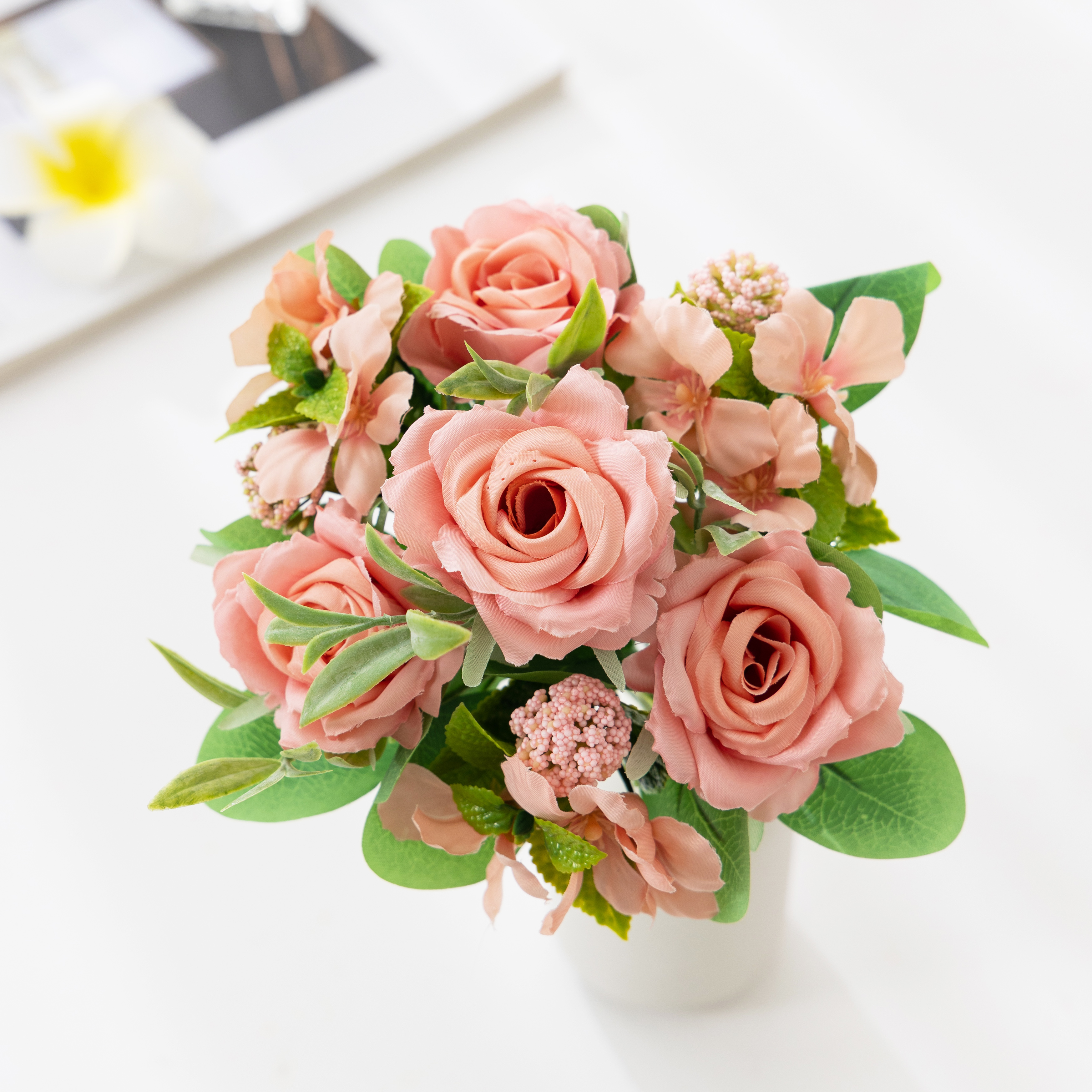 Net red simulation rose flower handle bouquet home decoration small rose simulation flower living room ornaments cross-border greenery simulation flow