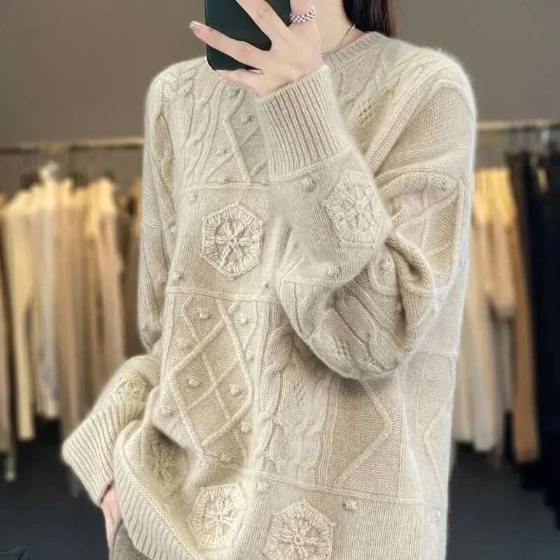 Autumn Winter New Round Neck Embroidered Knitted Women's Pullover Loose Casual All-Match Bottoming Sweater Ladies Jumpe